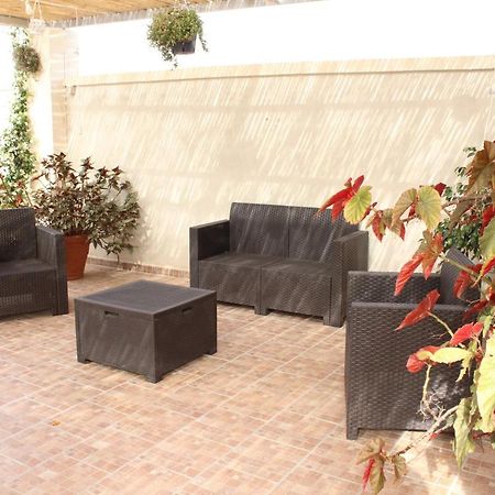 B&B Le Carrube Sava Exterior photo